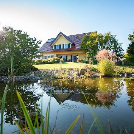 Einzigartige Naturoase Im Sueden Von Ingolstadt Brautlach Dış mekan fotoğraf