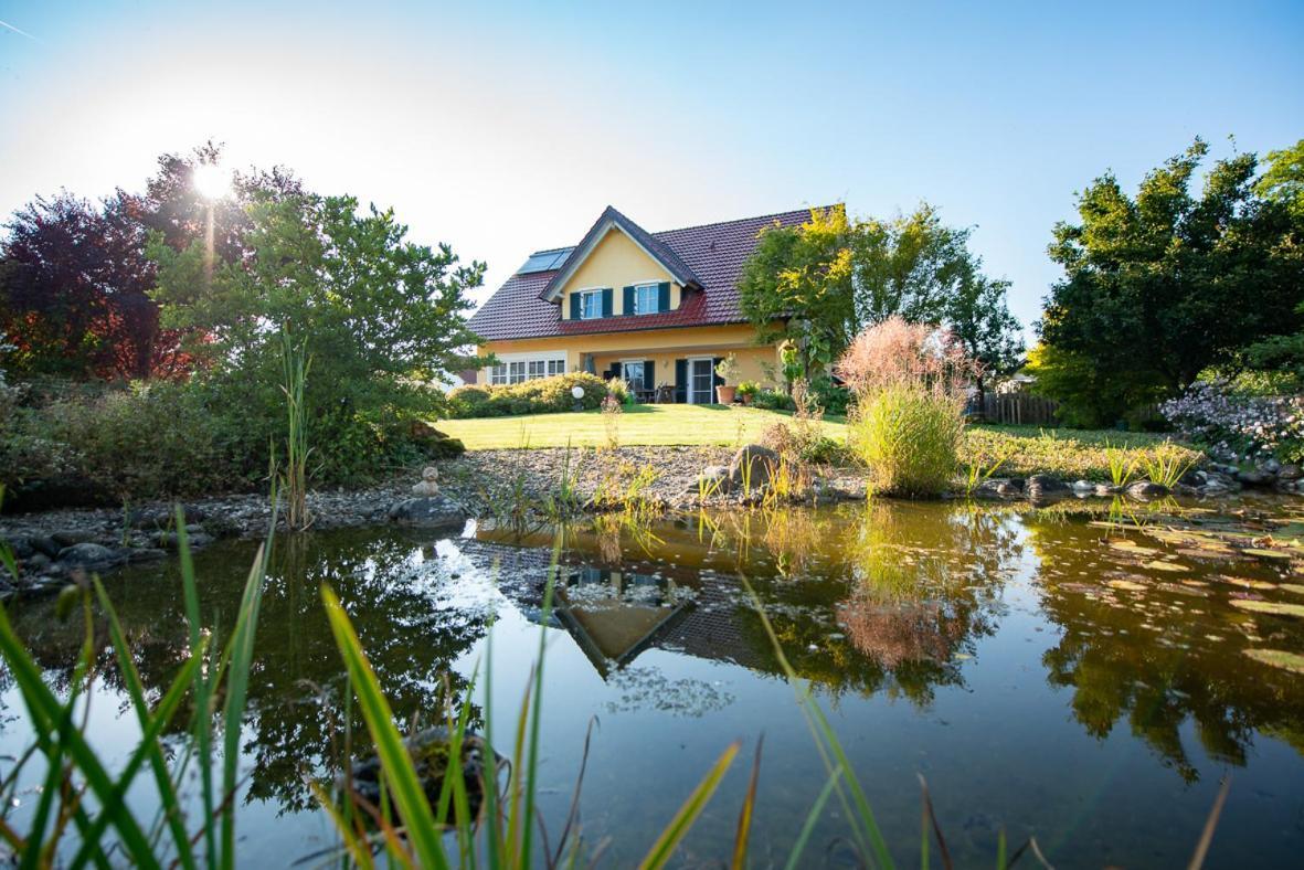 Einzigartige Naturoase Im Sueden Von Ingolstadt Brautlach Dış mekan fotoğraf